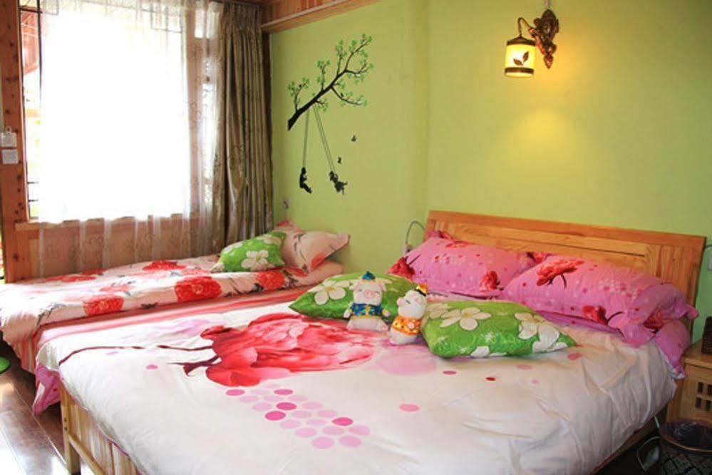 Tree'S Tale Hotel - Lijiang Lijiang  Exterior photo